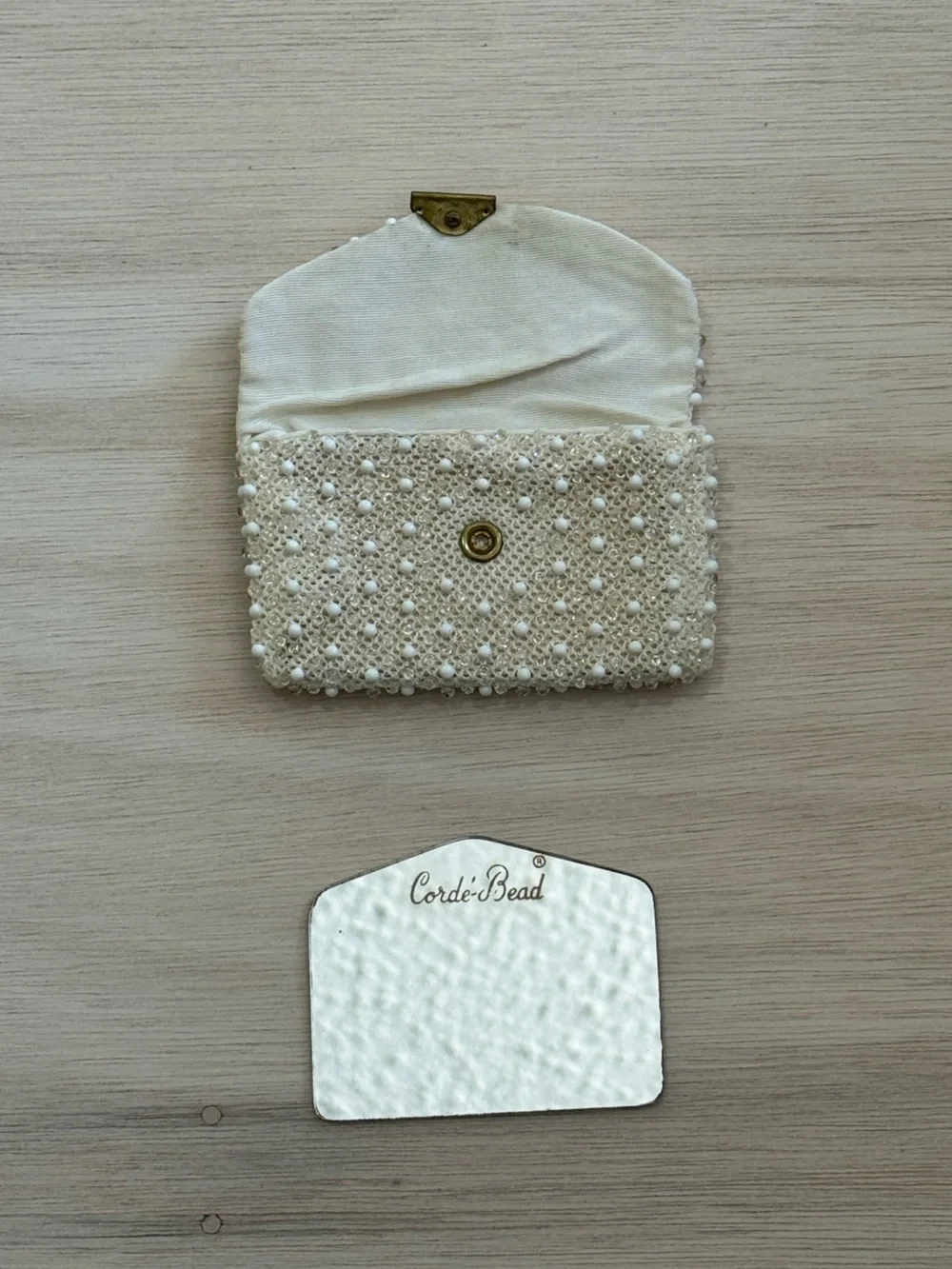 Elegant Cream bead-Embellished Evening Clutch with Gold Frame coin purse &mirror